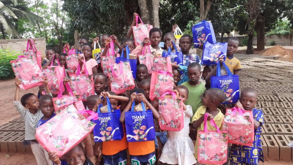 Children receiving donations